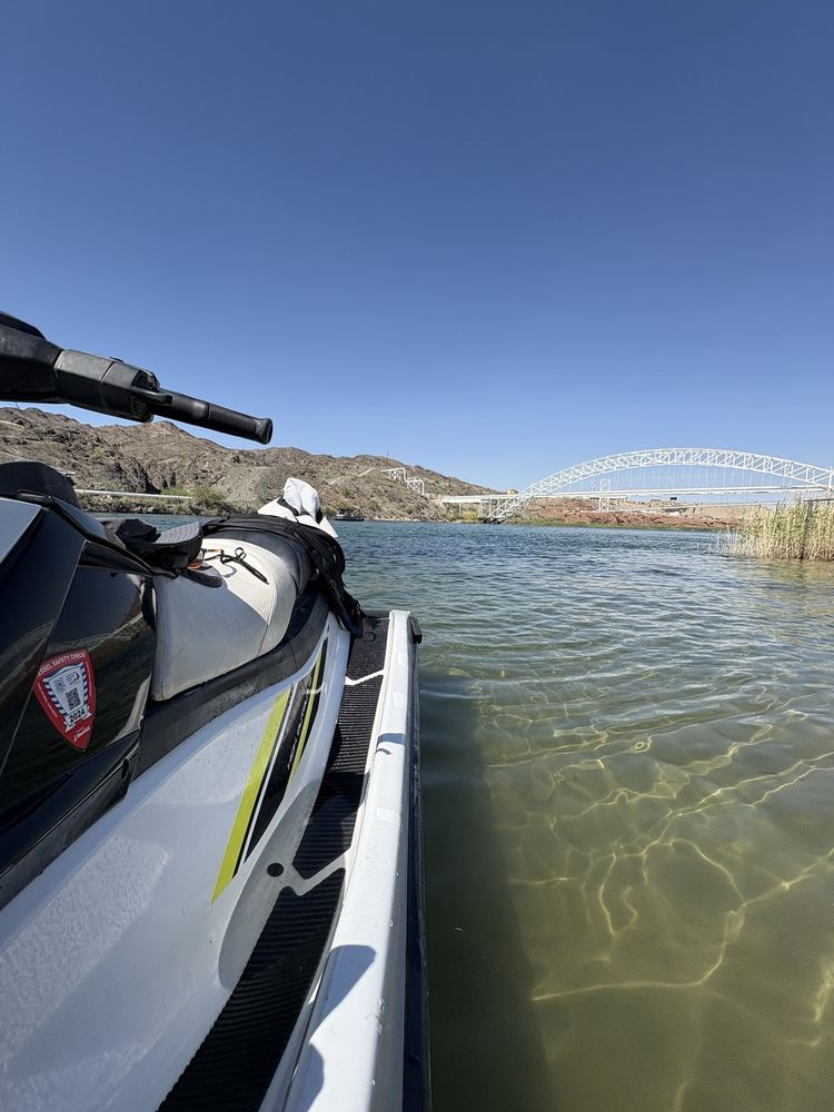 Topock Jet Ski and Boat Rentals Logo