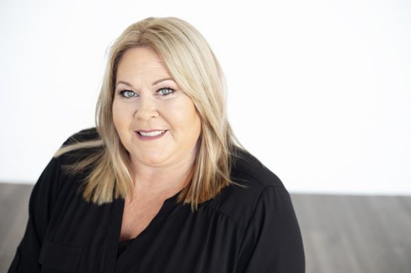 Kim Stotlemyer - Coldwell Banker Real Estate Services