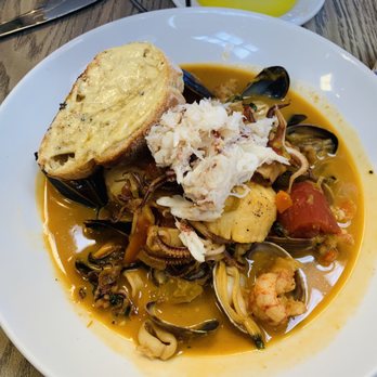 Pasta Moon - The December 26, 2018 lunch special: Cioppino - Italian Near Me - Half Moon Bay, California Pasta Moon - The December 26, 2018 lunch special: Cioppino - Italian Near Me - Half Moon Bay, California