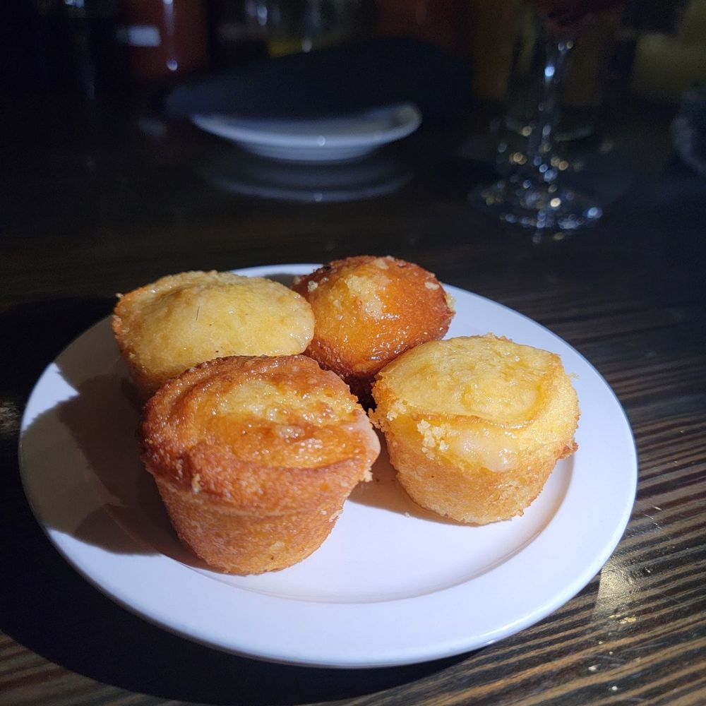 SavannahBlue - Cornbread free and delish - New American Near Me - Detroit, Michigan SavannahBlue - Cornbread free and delish - New American Near Me - Detroit, Michigan