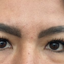 Fluttering Lash - Classic cat eye