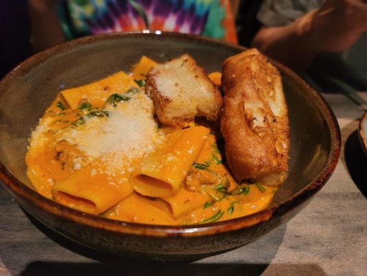 Virtue Feed & Grain by null