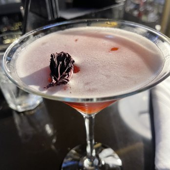 5th & Mad - Cocktail Bars Near Me - New York, New York