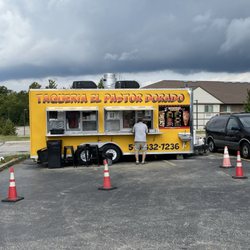 Taqueria El Pastor Dorado - Taco truck time!
