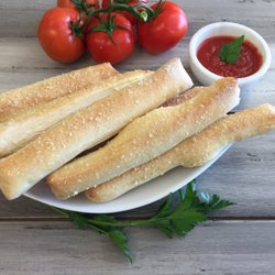 Lucian's Pizza Yucaipa - Bread-sticks-combo