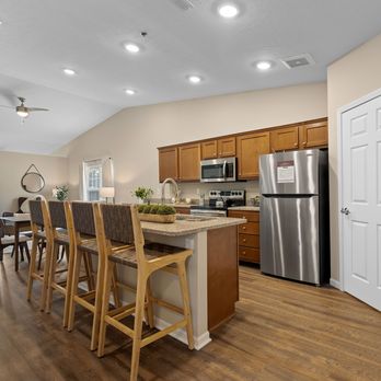 Redwood Midland - Apartments Near Me - Midland, Michigan Redwood Midland - Apartments Near Me - Midland, Michigan