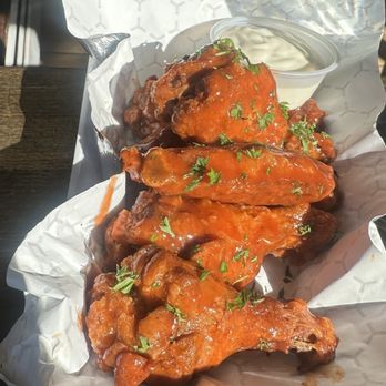 Market Bar And Brewery - Chicken wings - Bars Near Me - Brooklyn, New York Market Bar And Brewery - Chicken wings - Bars Near Me - Brooklyn, New York