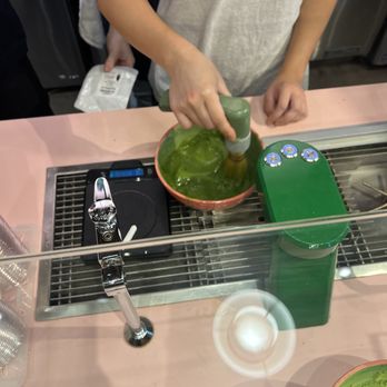 Cha Cha Matcha - Beautiful bright matcha - Coffee & Tea Near Me - Brooklyn, New York