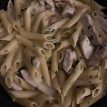 Pizza Wings Steaks & Things - Supposed to be chicken Alfredo I think they forgot sauce - Pizza Near Me - Burlington, New Jersey