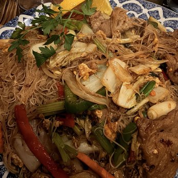 Nicky's Thai Kitchen - Sen Mee Pad See Eaw - Thai Near Me - Pittsburgh, Pennsylvania Nicky's Thai Kitchen - Sen Mee Pad See Eaw - Thai Near Me - Pittsburgh, Pennsylvania