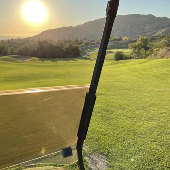 Hidden Valley Golf Club - Sunset at Hidden valley golf course - Golf Near Me - Norco, California