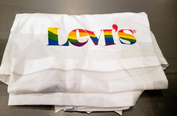 Levi’s Store by null