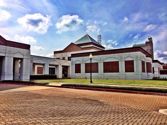 Art Museum of Southeast Texas by null