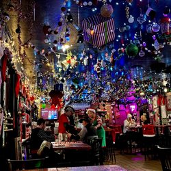 Chimney Rock Smokehouse - Full Christmas ceiling is amazing!