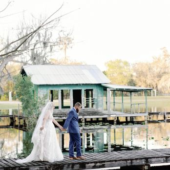 The Barn at Crescent Lake - Wedding Planning Near Me - Odessa, Florida The Barn at Crescent Lake - Wedding Planning Near Me - Odessa, Florida