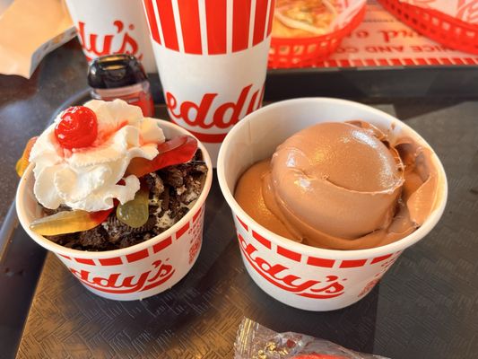 Freddy's Frozen Custard & Steakburgers by null
