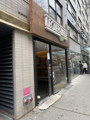 Le Cafe Coffee by null