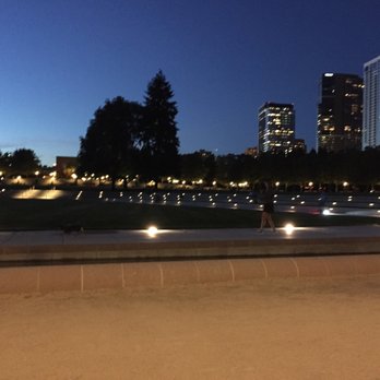 Bellevue Downtown Park - Parks Near Me - Bellevue, Washington