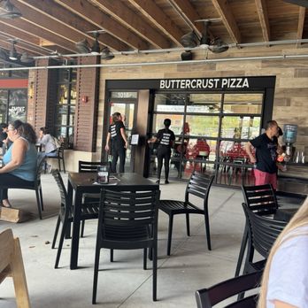 Buttercrust Pizza - Servers can't even get in. - Pizza Near Me - Oviedo, Florida