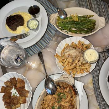 Lago - Sides: mushrooms, truffle fries, asparagus, whipped potatoes, potatoes - Italian Near Me - Las Vegas, Nevada Lago - Sides: mushrooms, truffle fries, asparagus, whipped potatoes, potatoes - Italian Near Me - Las Vegas, Nevada