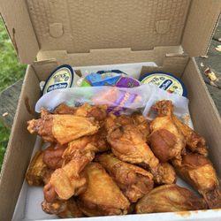 Tim and Bonnie's Pizza - Chicken Wings