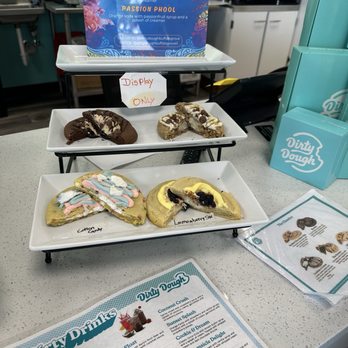 Dirty Dough Cookies - Desserts Near Me - Buffalo Grove, Illinois