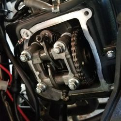 Scooter Mutter - Valve adjustments