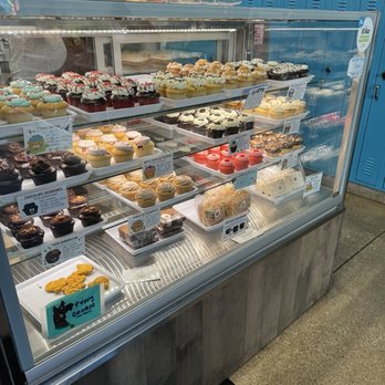 Molly's Cupcakes - Cupcakes Near Me - Chicago, Illinois Molly's Cupcakes - Cupcakes Near Me - Chicago, Illinois