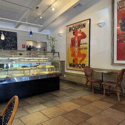 Douce France Cafe - Inside