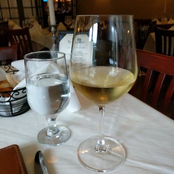 Il Luogo - Table setting - Italian Near Me - Lynbrook, New York