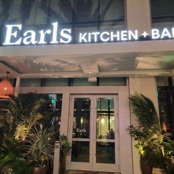 Earls Kitchen + Bar - Outside - New American Near Me - Miami, Florida