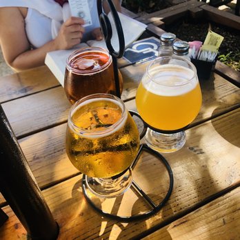 Das Bierhauz - Mountain View - Beer Gardens Near Me - Mountain View, California