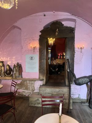 Camelot Cafe by null