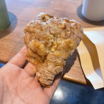 Mako Matcha Mill - Apple Scone - Coffee & Tea Near Me - Portland, Oregon