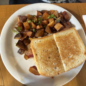 The Peach Cafe - New American Near Me - Monrovia, California