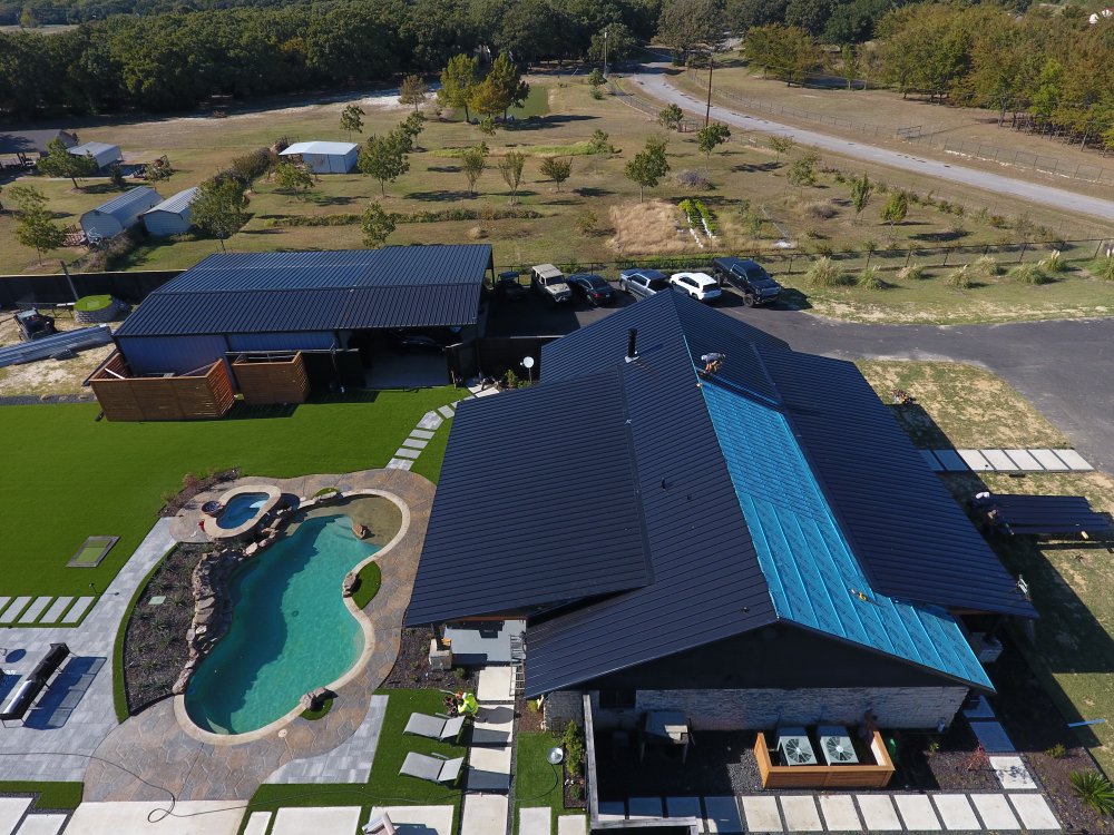 Slide of Swift Roofing & Designs