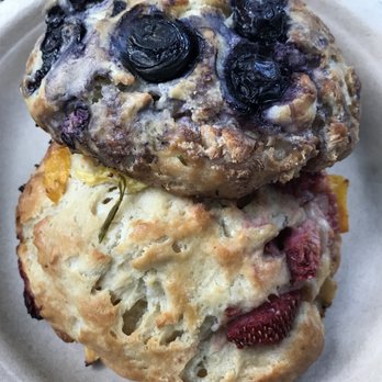 9Bar HNL - Blueberry and a strawberry mango - Coffee & Tea Near Me - Honolulu, Hawaii 9Bar HNL - Blueberry and a strawberry mango - Coffee & Tea Near Me - Honolulu, Hawaii