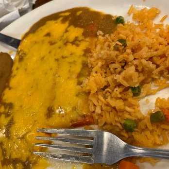 Melanie's Bar & Grill - Melanie's plate - Bars Near Me - La Vernia, Texas Melanie's Bar & Grill - Melanie's plate - Bars Near Me - La Vernia, Texas