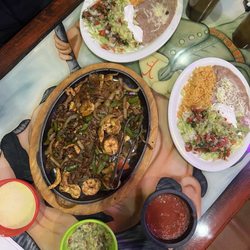 Pepper's Mexican Grill - Fajitas, Guac, queso, salsa