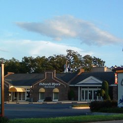 Carousel Court