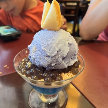 Nine Dragons Restaurant - Special dessert - Chinese Near Me - Lake Buena Vista, Florida Nine Dragons Restaurant - Special dessert - Chinese Near Me - Lake Buena Vista, Florida