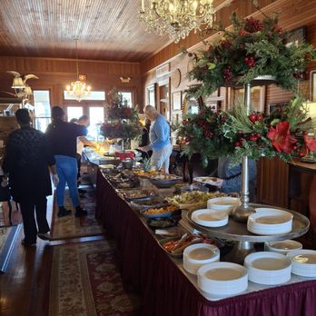 Coleman House Inn - Salad bar buffet - Bed & Breakfast Near Me - Swainsboro, Georgia Coleman House Inn - Salad bar buffet - Bed & Breakfast Near Me - Swainsboro, Georgia
