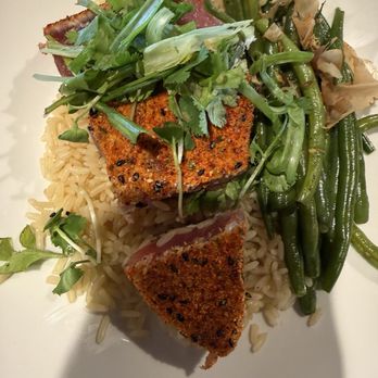 Bluewater Grill Seafood Restaurant Redondo Beach - Ahi tuna - Seafood Near Me - Redondo Beach, California