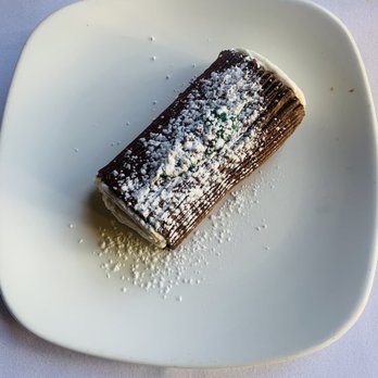 The Marshall Field's Walnut Room - Log Cake - American Near Me - Chicago, Illinois
