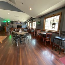 Fire & Ice Bar & Grill - Inside seating
