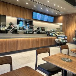 Starbucks - Clean and modern