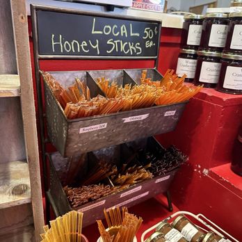 Pike Place Market - Public Markets Near Me - Seattle, Washington