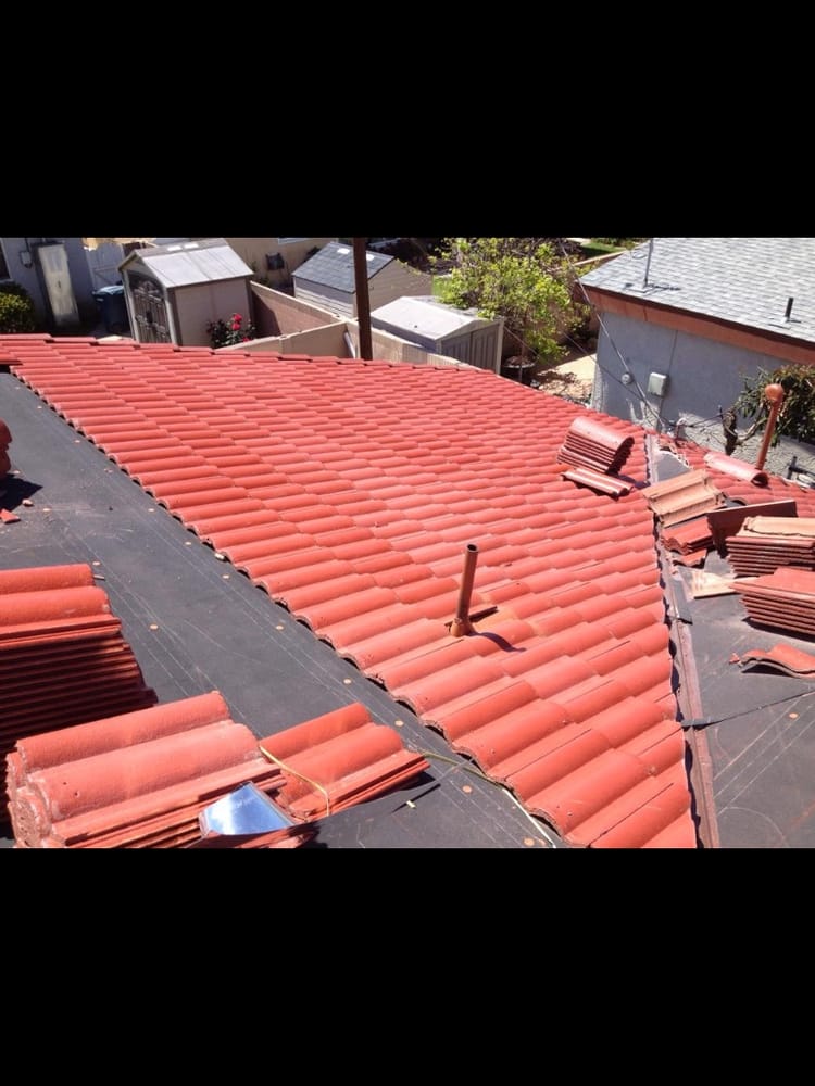 Slide of Selah Roofing 