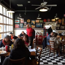 Lee Street Station Cafe