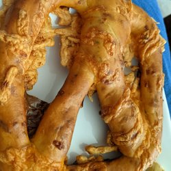 Full Circle Bakery - Very spicy cheddar jalapeno pretzel